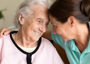 Caring for a Parent with Alzheimer’s: Tips for Managing the Disease