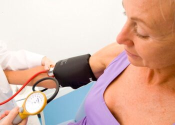 Women and High Blood Pressure: How to Recognize the Signs